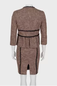 Tweed suit with skirt