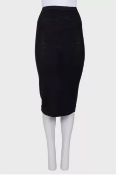 Black slit skirt