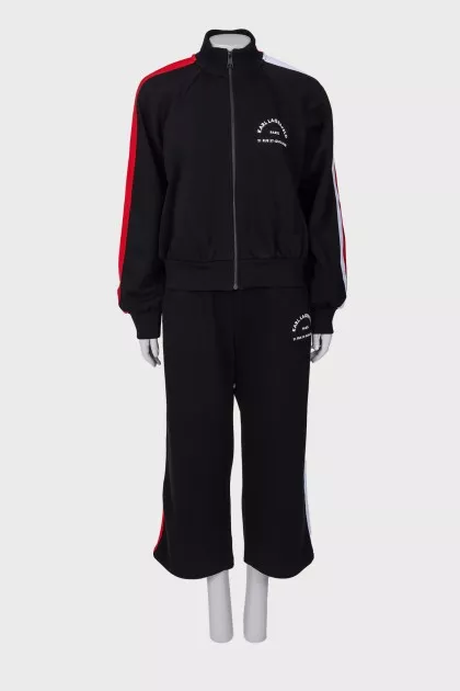 Black tracksuit with tag