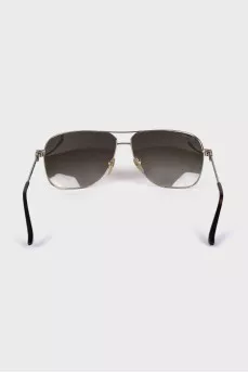 Brown aviator sunglasses