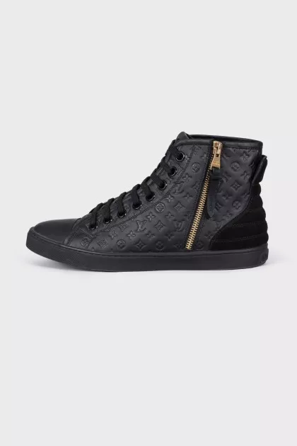 Leather sneakers in signature print