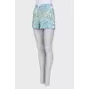 Shorts in floral print with zip