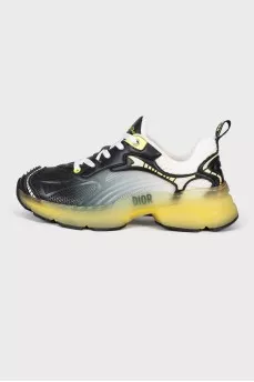 Vibe sneakers