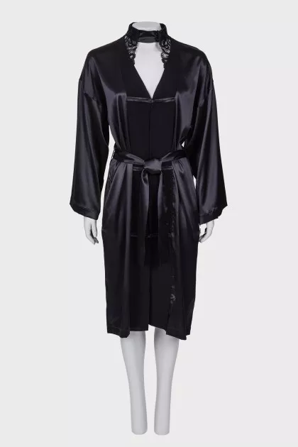 Silk dress with belt