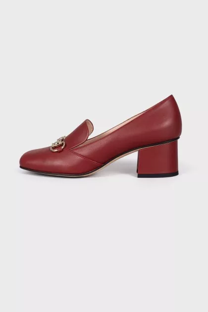 Burgundy shoes with silver decor