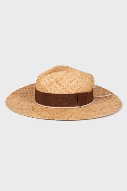 Straw hat with chain