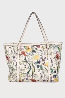 Nice tote bag
