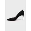 Pumps with stilettos