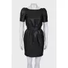 Dress with a V-neck on the back