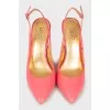 Pink pointy-toe shoes 