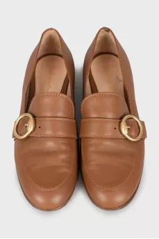 Leather loafers with golden buckle