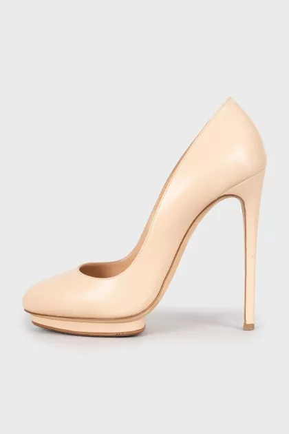 Beige stiletto shoes 
