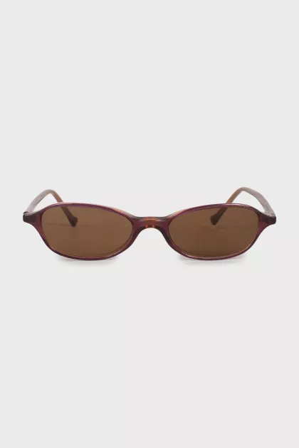 Oval sunglasses