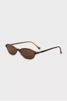Oval sunglasses