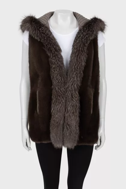 Knitted cashmere jacket