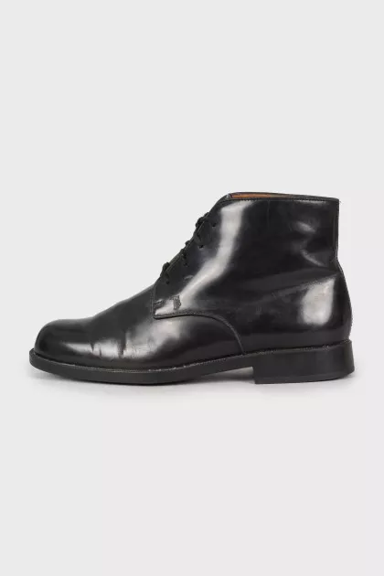 Patent lace-up boots