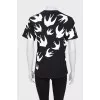 Black T-shirt with white print