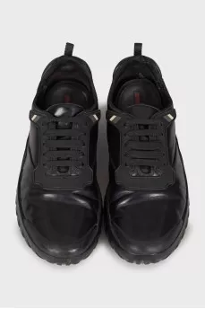 Men's black leather sneakers