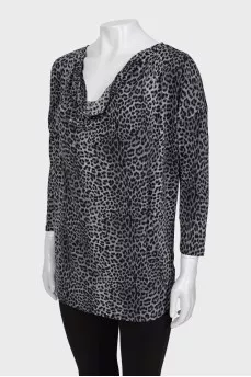 Blouse in animal print
