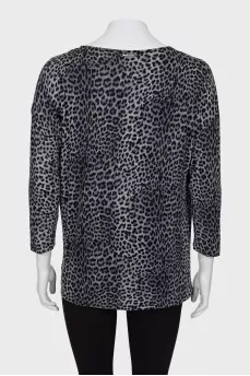 Blouse in animal print