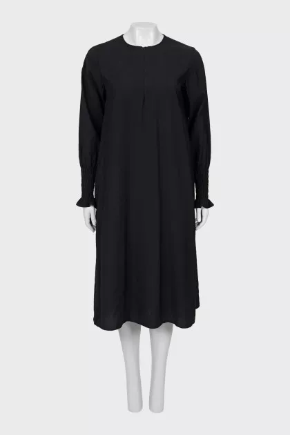 Black dress with zipper in front