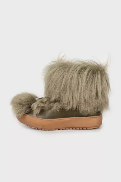 Fur lace-up boots