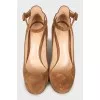 Brown block heel shoes 