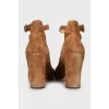 Brown block heel shoes 