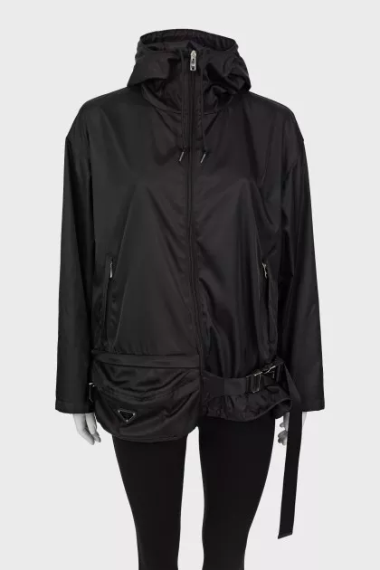 Windbreaker with zip pocket