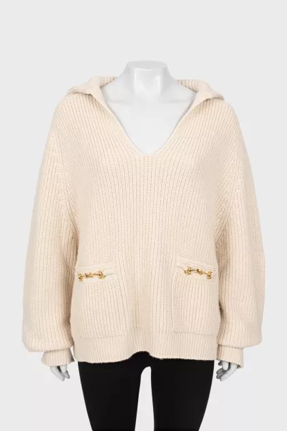 V-neck knitted sweater