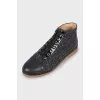 Boots with embroidered logo on toe
