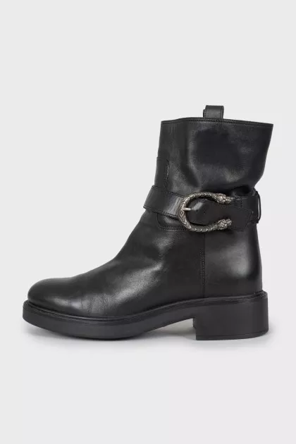 Dionysus boots