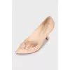 Embossed leather shoes