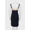 Dress with straps and printed chest