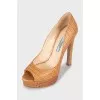 Embossed open toe shoes