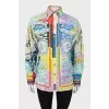 Shirt in a bright print with gold buttons