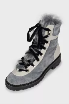 Insulated lace-up boots