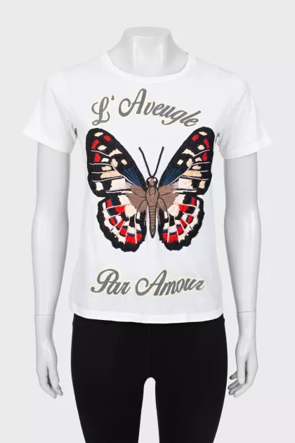 White T-shirt with patch