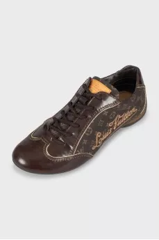 Dark brown signature sneakers