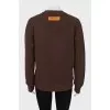 Brown sweatshirt with appliqué