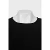 Black T-shirt long at the back