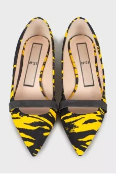 Textile shoes in animal print