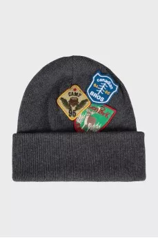 Wool hat with stripes