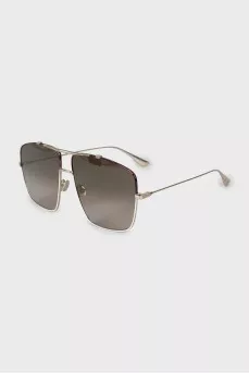 Sunglasses with silver temples
