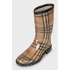 Rubber boots in signature print