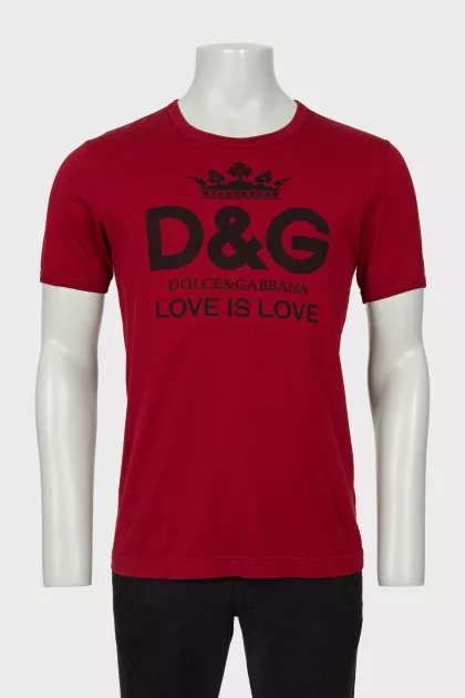 Men's red T-shirt with logo
