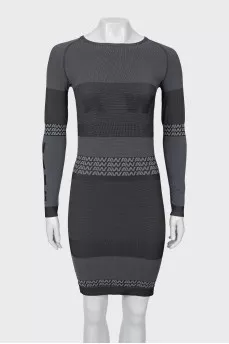 Dress body-con shape with tag