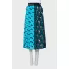 Silk skirt in a combined print