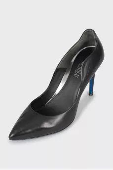 Pointed toe leather pumps