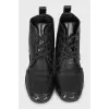 Men's leather boots